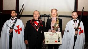 Стефка Костадинова с приз 