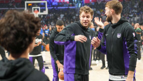 Сакраменто използва Везенков, за да вземе гард от Вашингтон