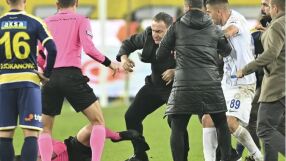 Изхвърлиха до живот бияча на съдия в Турция