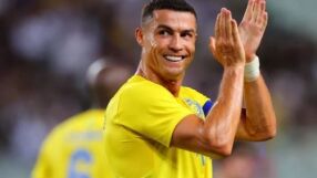 Кристиано Роналдо не спира с рекордите (ВИДЕО)