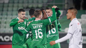 Лудогорец мина с лекота през Славия