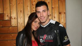 Противозачатъчни и Макларън: Футболист изобличи невярна съпруга 