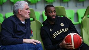 Олимпиакос прави немислимото – Везенков и Коди в една стартова петица!