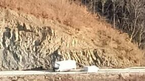 Тежка катастрофа край Габрово, загинал е единият от шофьорите (СНИМКИ)