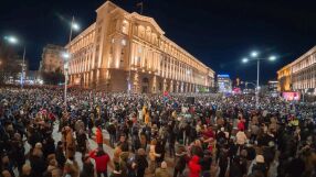 &quot;Няма да позволим да ни излъжат&quot;: Нови протести в цялата страна