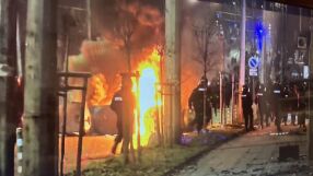 НА ЖИВО: Недоволството срещу Бюджет 2026 - ескалация пред централата на "ДПС-НН" 