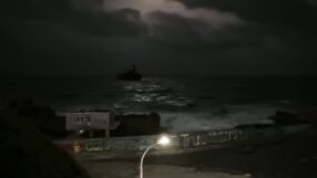 Морското вълнение спира спасителната операция на танкера „Кайрос“ край Ахтопол