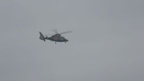 Евакуират още четирима души от танкера, заседнал край Ахтопол