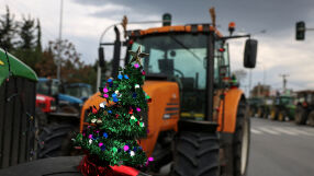 Гръцките фермери блокират и днес за 6 часа границата „Кулата – Промахон“