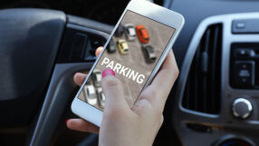 Зони и такси за паркиране при съседите: Какви са и колко струват за час?