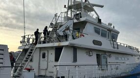 Шести ден край Ахтопол: Инспектират състоянието на танкера „Кайрос“