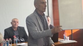 Асен Златев взе властта в българските щанги 