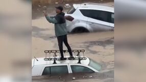 Наводнения в Мароко отнеха живота на поне 37 души