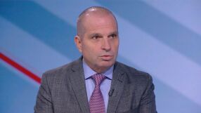 Министър Караджов: Опитахме да се поправим. Щяхме да съкръщаваме 5500 кухи места, за които вървят бюджети