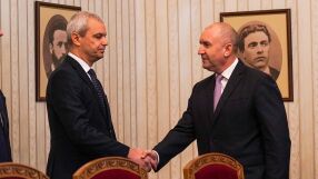 Костадинов пред Радев: Избори през март са съвсем постижими