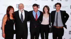 Откритите мъртви холивудски знаменитости Роб и Мишел Райнър са намушкани с нож