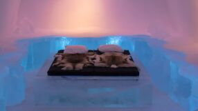 Хотел, изцяло направен от лед, отвори врати в Лапландия