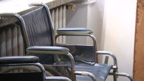 Сигнал до bTV: Бавят заплатите на личните асистенти 