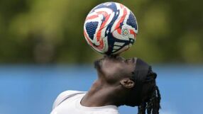 Те му казаха: Никога повече футбол. Той доказа обратното