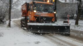 Опесъчени са пътищата към Витоша, обработват се със смеси против заледяване