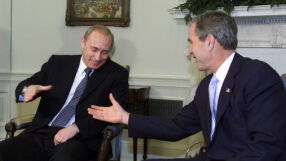Разсекретени разговори от 2001 - 2008 г.: Какво са си казали Путин и Буш?