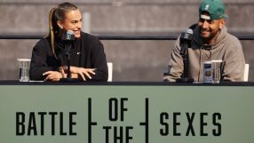 Кириос анализира Сабаленка, тя пече коледни бисквити (ВИДЕО)