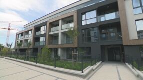 След еврото: С колко заплати може да си купим жилище в София?