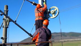 Ураганен вятър спря влаковете по Подбалканската линия между Гурково и Твърдица