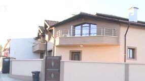 След зрителски сигнал: Десетки семейства измамени с резервации за Нова година в несъществуваща вила (ВИДЕО)