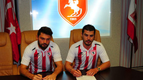 Български футболист смени отбора в чужбина