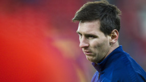 На Лео Меси пак му се повдига по време на мач