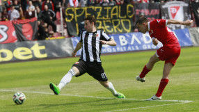 Бадема избра Локомотив (София)