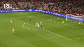 Бербатов отбеляза за 2:0 на 