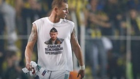 300 хиляди евро глоба за тениска с лика на Путин