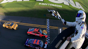 Подновяват НАСКАР в разгара на пандемията в САЩ