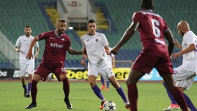 Зрелищно равенство между 