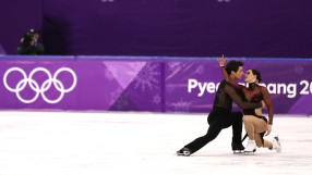 Фенове стягат сватбата на олимпийски шампиони. Те дори не са двойка