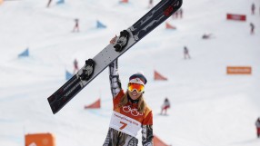 След ските, Естер Ледецка грабна злато и в сноуборда