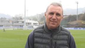 За Камата жонглирането с тоалетна хартия не е предизвикателство (ВИДЕО)