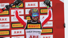 Марсел Хиршер изравни Стенмарк с трета световна титла в слалома