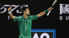 Басейн, тенис корт, кино и 9 спални: Къде живя Джокович? (ВИДЕО)