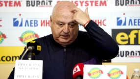 Венци Стефанов обяви заплатите в 