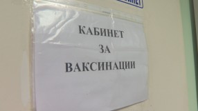 Масовата ваксинация: Личните лекари сигнализират за неясноти и липса на точни правила