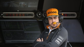 Операцията на Алонсо е успешна. Той ще може да тренира отново