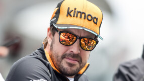 Трансфер във Ф1: Алонсо сяда в болида на Фетел