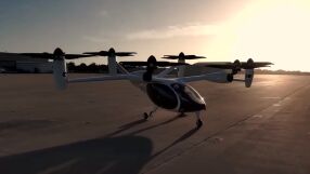 Дубай пуска летящи таксита от 2026 г.