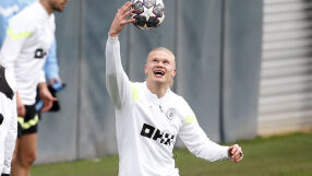 Оцениха Холанд на милиард евро