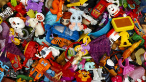 ЕК увеличава защитата на децата от опасни играчки