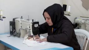 След опустошителните земетресения: Турски търговци започват бизнесите си от нулата (ВИДЕО)