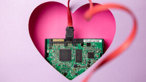 Помолихме ChatGPT да ни организира среща за Св. Валентин